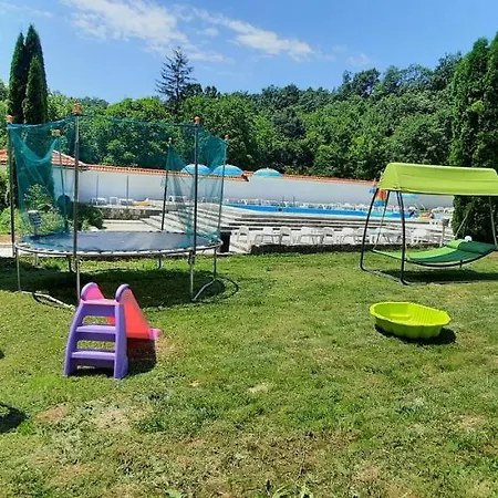 Guest house Комплекс Палмите *